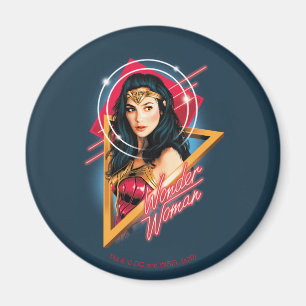 WW84 疑問に思 Woman Retrowaveキャラクターバッジ マグネット