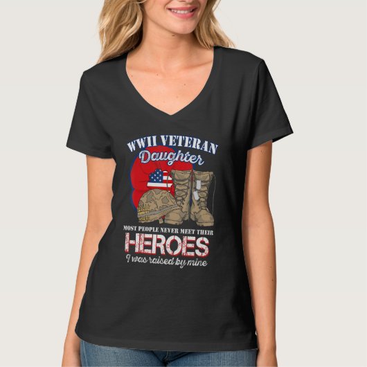 WW 2 Veteran Hero Daughter Was Raised By Mine Tシャツ (正面)