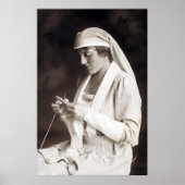 WWI Nurse knitting Sweater ポスター (正面)