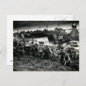 WWIIマリーンズが硫黄島の補給物資をオフロード ポストカード (正面/裏面)