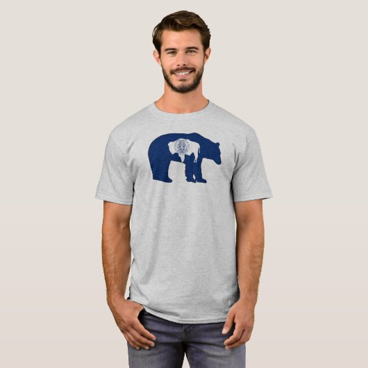 Wyoming Flag Bear Tシャツ (正面フル)