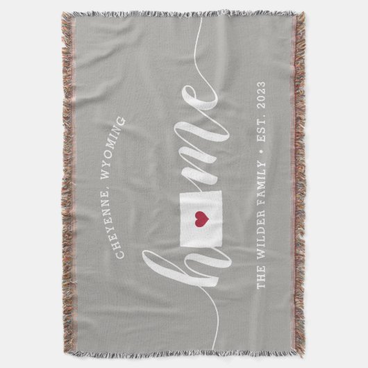 Wyoming Home State Personalized Rustic スローブランケット (正面縦)