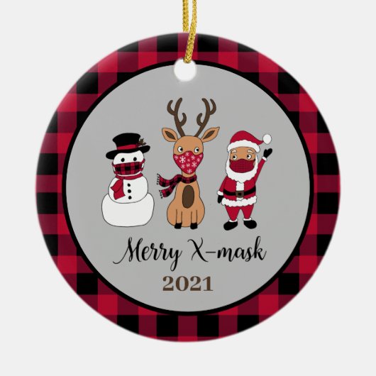 Xマスクメリーバッファローおもしろいプレイドサンタ セラミックオーナメント (正面)