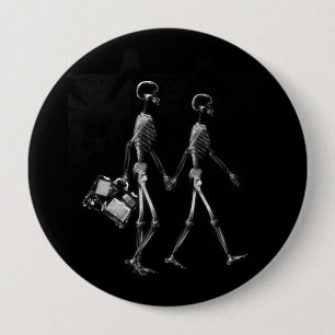 X線の視野の骨組カップル走行B&W 缶バッジ