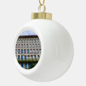 X.旅程:オットー・ワーグナー、リンケ・ウィエンゼイル40 セラミックボールオーナメント (右)