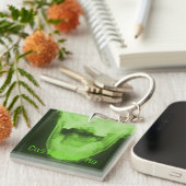 X-rayed 3 – 放射性グリーン キーホルダー (正面右)