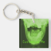 X-rayed 3 – 放射性グリーン キーホルダー (正面)