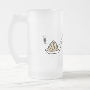 Xiaolongbao中国のなスープゆで団子の点心のパン フロストグラスビールジョッキ
