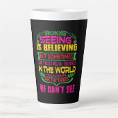 Xmas Gift Seeing Is Believing カフェラテマグ (正面)