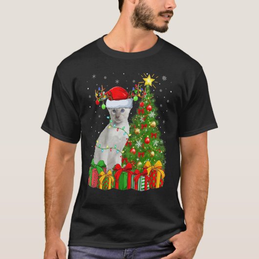 Xmas Holiday Santa Siamese Cat Christmas Tree Tシャツ (正面)
