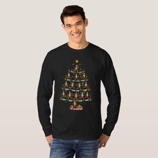 Xmas Lights Track And Field Player Christmas Tree Tシャツ (正面フル)