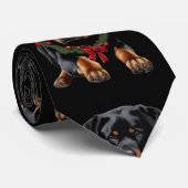 Xmas Rottweiler Dog Christmas With Garland Collar ネクタイ (ロール)