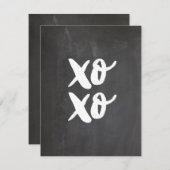 xo.XO.バレンタインの抱擁とキス。黒板 シーズンカード (正面/裏面)
