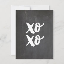 xo.XO.バレンタインの抱擁とキス。黒板