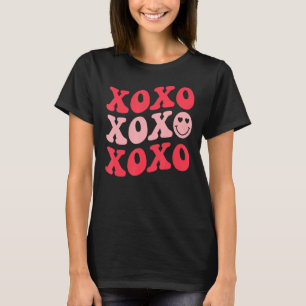 XO XO GroovyレトロハッピーバレンタインデーカップルBo Tシャツ