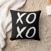 XOXOのキスおよび抱擁|白黒のブラシの原稿 クッション (ブランケット)