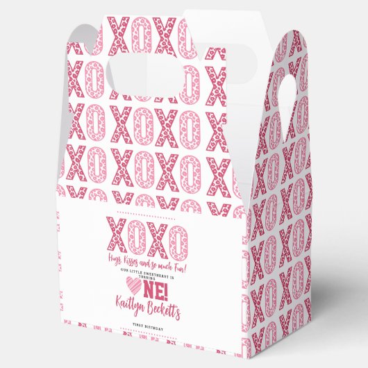 XOXOハグ&キスバレンタインデー1st誕生日 フェイバーボックス (オープン)