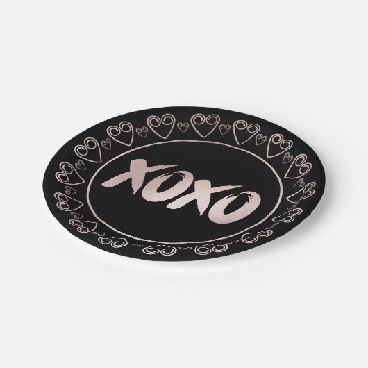 XOXOハート赤面ピンク |手書き文字のブラシストローク ペーパープレート (アングル)