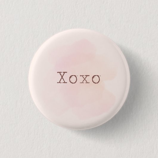 XOXOボタン 缶バッジ (正面)
