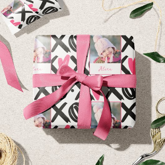 XOXO写真とハートパターンバレンタインデー ラッピングペーパー