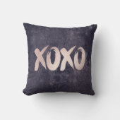 XOXO赤面ピンク |ほぼメイブパープルバラ金ゴールド クッション (正面)