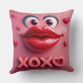 XOXO鮮やかデザイン付き赤い唇 クッション (裏面)