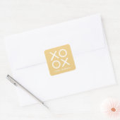 XOXO ハグとキス 黄色 かわいい 愛を伝えるギフト スクエアシール (封筒)