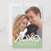 XOXO ハッピー バレンタインデー フォト グリーン モダン シーズンカード (正面)