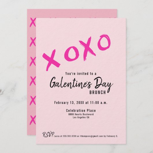 XOXO Galentine’s Day Girls Brunch Pink Modern  招待状 (正面/裏面)