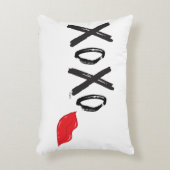 XoXo-Hugs-キス – 赤 – リップ アクセントクッション (正面(垂直))