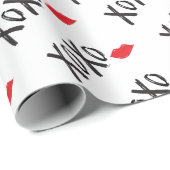 XoXo-Hugs-キス – 赤 – リップ ラッピングペーパー (ロールコーナー)
