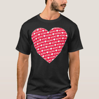 XOXO Hugs and Kisses Valentines Day 2022 Cute Gift Tシャツ