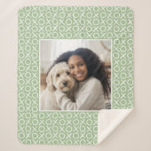 XOXO Hugs & Kisses Custom Photo Modern Green シェルパブランケット (正面)