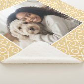 XOXO Hugs & Kisses Custom Photo Modern Yellow シェルパブランケット (3/4)