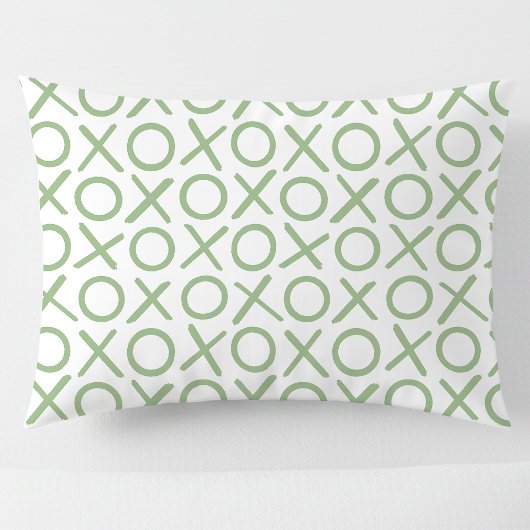 XOXO Hugs & Kisses Green White Modern Pattern 枕カバー