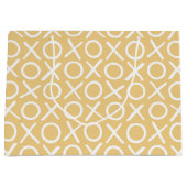 XOXO Hugs & Kisses Yellow Birthday Brush Script ラージペーパーバッグ (正面)