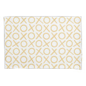 XOXO Hugs & Kisses Yellow White Modern Pattern 枕カバー (正面)