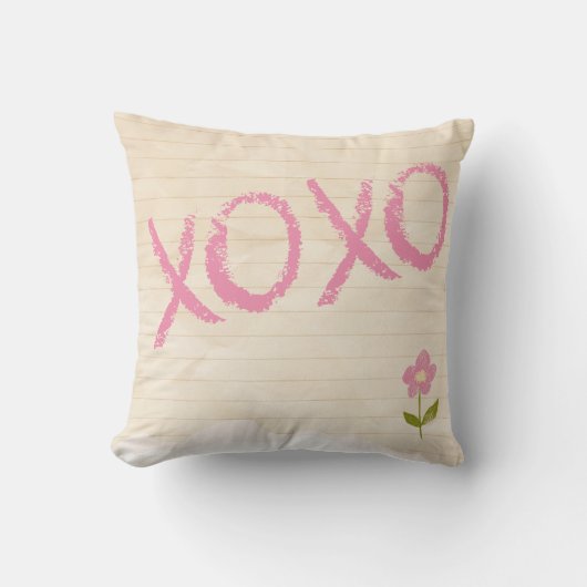XOXO pillow クッション (正面)