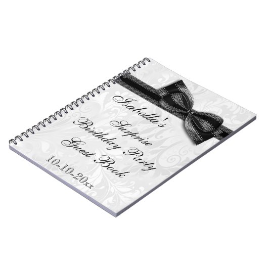 XXthの驚きの誕生会のダマスク織および弓 ノートブック (左側)