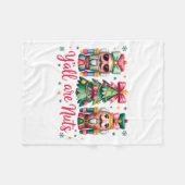 Y’all Are Nuts Funny Christmas Humor Tree Nutcrack フリースブランケット (正面(横))