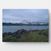 Yaquina Bay Bridge（ヨーポート、オレゴン） フォトプラーク (正面)