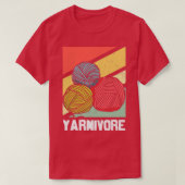 Yarnivore Knitting Design for Knitters  Tシャツ (デザイン正面)