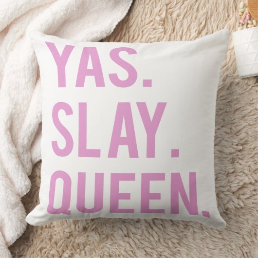 Yasは女王のプリント2を殺害します クッション (ブランケット)