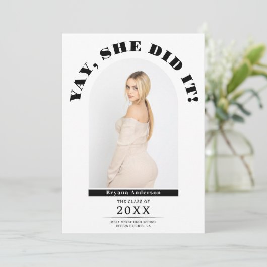 Yay卒業生モダンの写真発表 招待状 (スタンド正面)