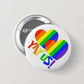 YAY米国! 陽気なカップルのプライドの虹の好意ボタン 缶バッジ (正面&裏面)