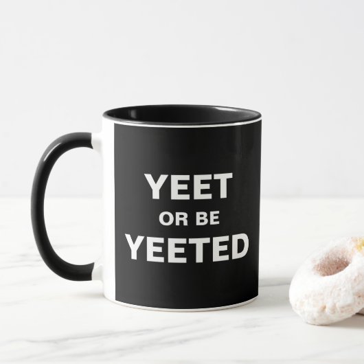 YeetはまたはYeetedのコンボのマグです マグカップ (ドーナツ)