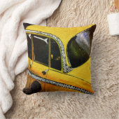 Yelloのタクシーの枕 クッション (ブランケット)