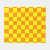 Yellow and Orange Checkered Square Pattern Throw P フリースブランケット (正面(横))