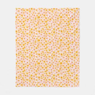  Yellow and pink daisy pattern, white background フリースブランケット