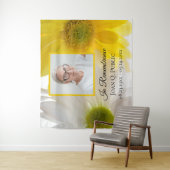 Yellow and White Daisies Funeral Memorial タペストリー (インサイチュ)